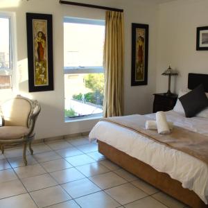 Deluxe Family Suite