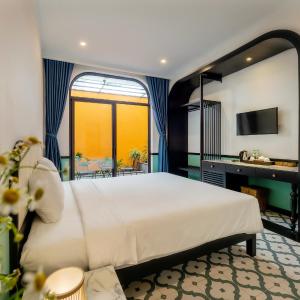 King Room with Garden View
