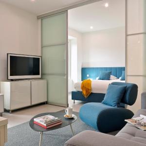 Two bedrooms apartment with Terrace