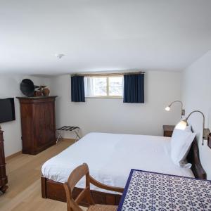 Triple Room with Bathroom