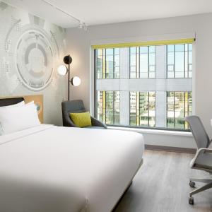 Premier 1 King Bed with Urban View
