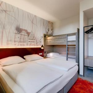 Double Room with Bunk Bed