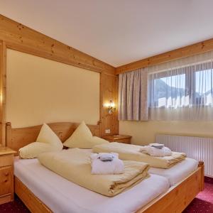 Queen Suite