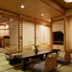 Japanese-Style Deluxe Room with Open-Air Bath and Lake View