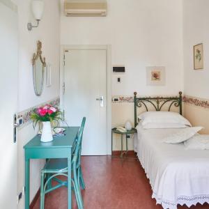 Single Room with Garden View