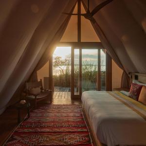 King Room with Lake View