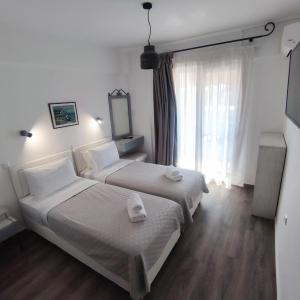 Double Room with Pool View