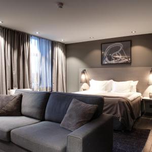 Deluxe Family Room (2 Adults + 2 Children)