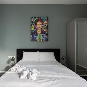 Deluxe Studio with Kitchenette