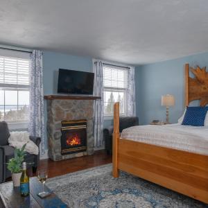 Double Room with Lake View