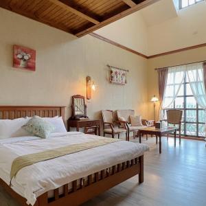 Quadruple Room with Mountain View