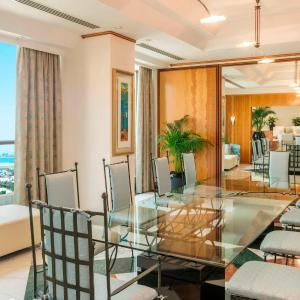 Royal Apartment Suite, Club lounge access, 2 Bedroom Suite, 1 King, 2 Twin, Airport Transfer from Dubai Airport