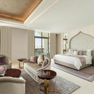 Al Messila Royal Suite, 2 Bedroom Suite, Pool view, Balcony