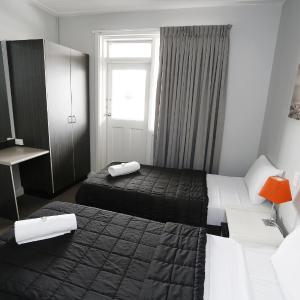 Twin Room with Shared Bathroom