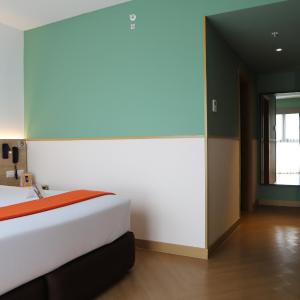 King Room - Disability Access
