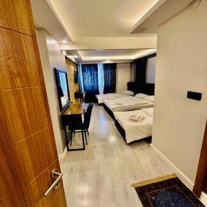 Superior Family Room