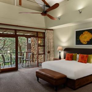 Loft, 1 King, Forest view