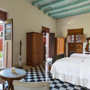 Deluxe Twin Suite