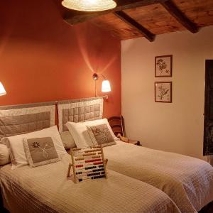 Three Bedroom Holiday Home ( 6 Adults) - Split Level