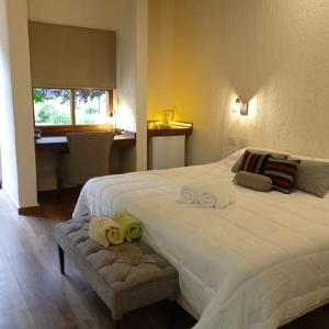 Deluxe Double Room (2 Adults + 1 Child)