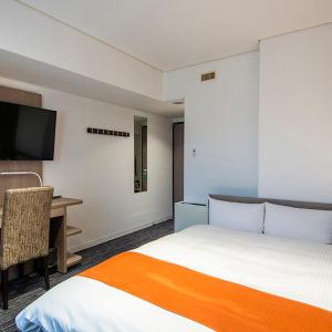 Large Single Room - Smoking 