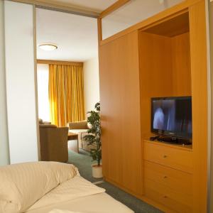 Standard Two-Bedroom Suite