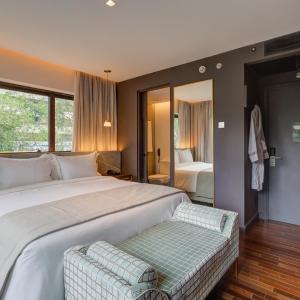 Business Double Room 