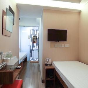 Twin Room with Bathroom