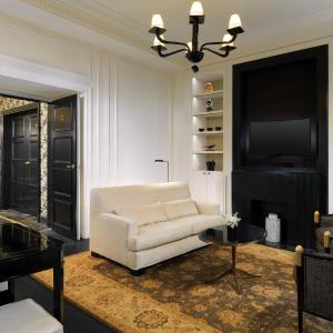One-Bedroom Bristol King Suite