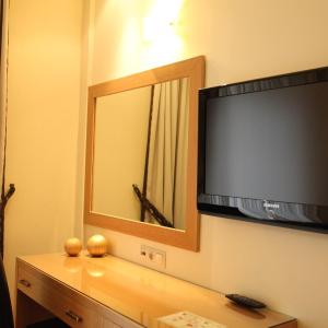 Junior Suite with Mountain View
