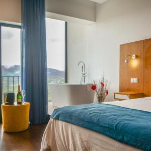 Double Room with Spa Bath