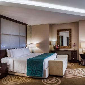 Two-Bedroom Royal King Suite