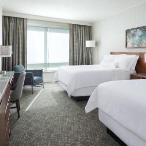 Club, Club lounge access, Guest room, 2 Queen