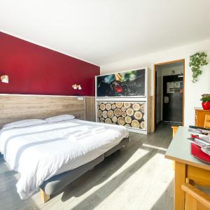 Quadruple Room with Mountain View