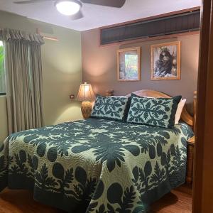 Deluxe One-Bedroom Suite