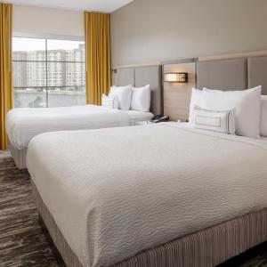 Queen Suite with Two Queen Beds and Trundle Sofa