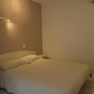 Double Room with Private External Bathroom
