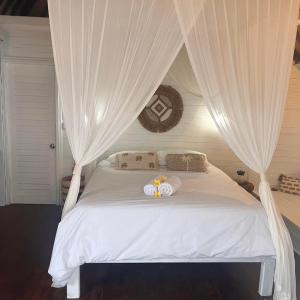Queen Room with Garden View