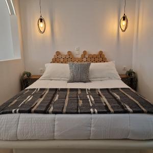 Suite with Shared Pool and Sea View