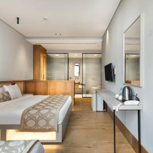 Triple Room with Balcony