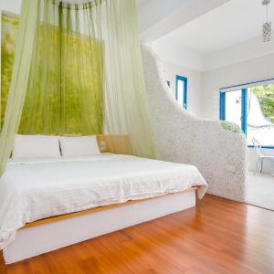 Standard Double Room with Bath