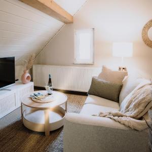 Studio (2 Adults)