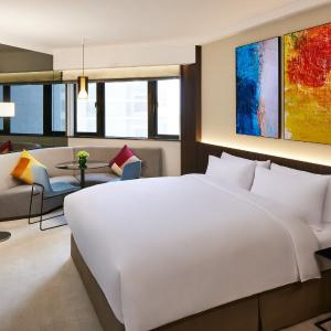 Continental Club - Deluxe King or Twin Room