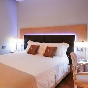 Double or Twin Room with Bathroom