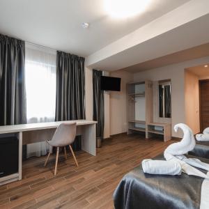 Large Twin Room