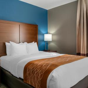 Queen Room - Accessible/Nonsmoking