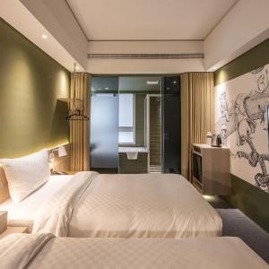 Twin Room with Bath