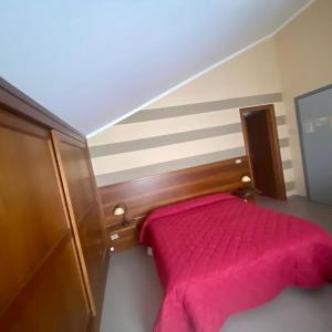 Large Single Room