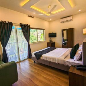 Suite with River View
