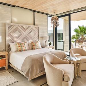 Oceanview Suite